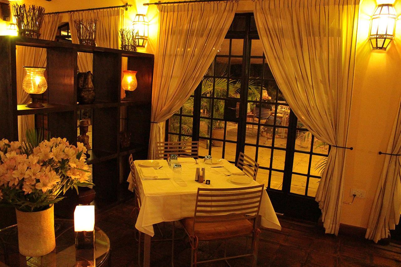 Hotel Le Rustique à Nanyuki Extérieur photo