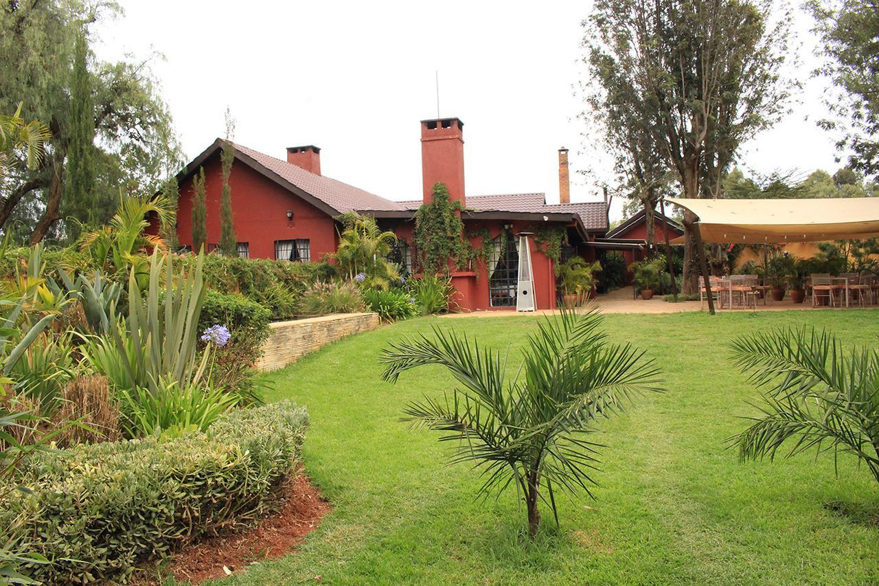 Hotel Le Rustique à Nanyuki Extérieur photo