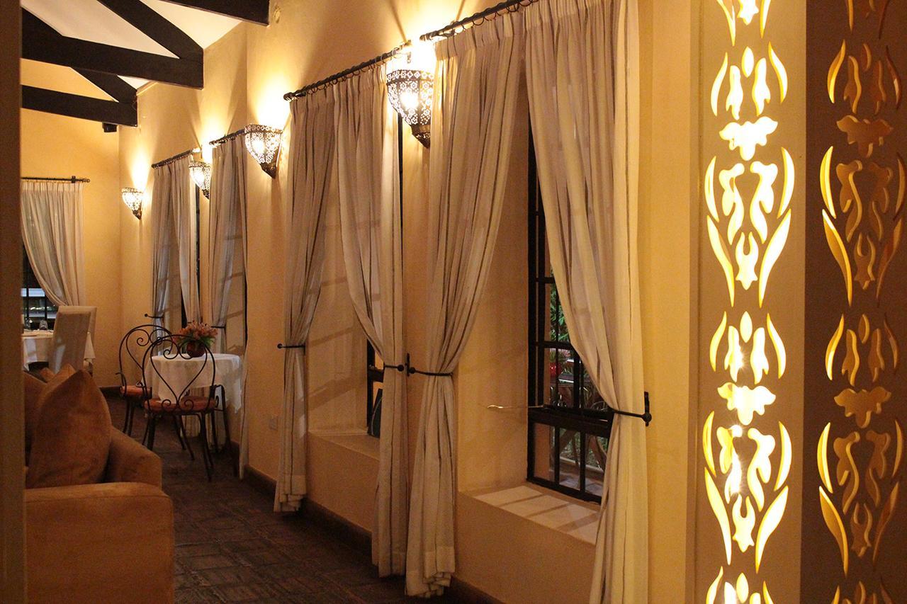 Hotel Le Rustique à Nanyuki Extérieur photo