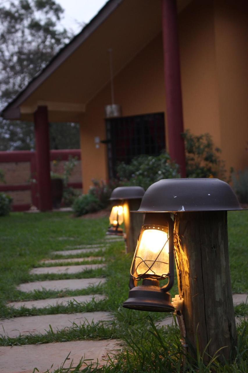 Hotel Le Rustique à Nanyuki Extérieur photo